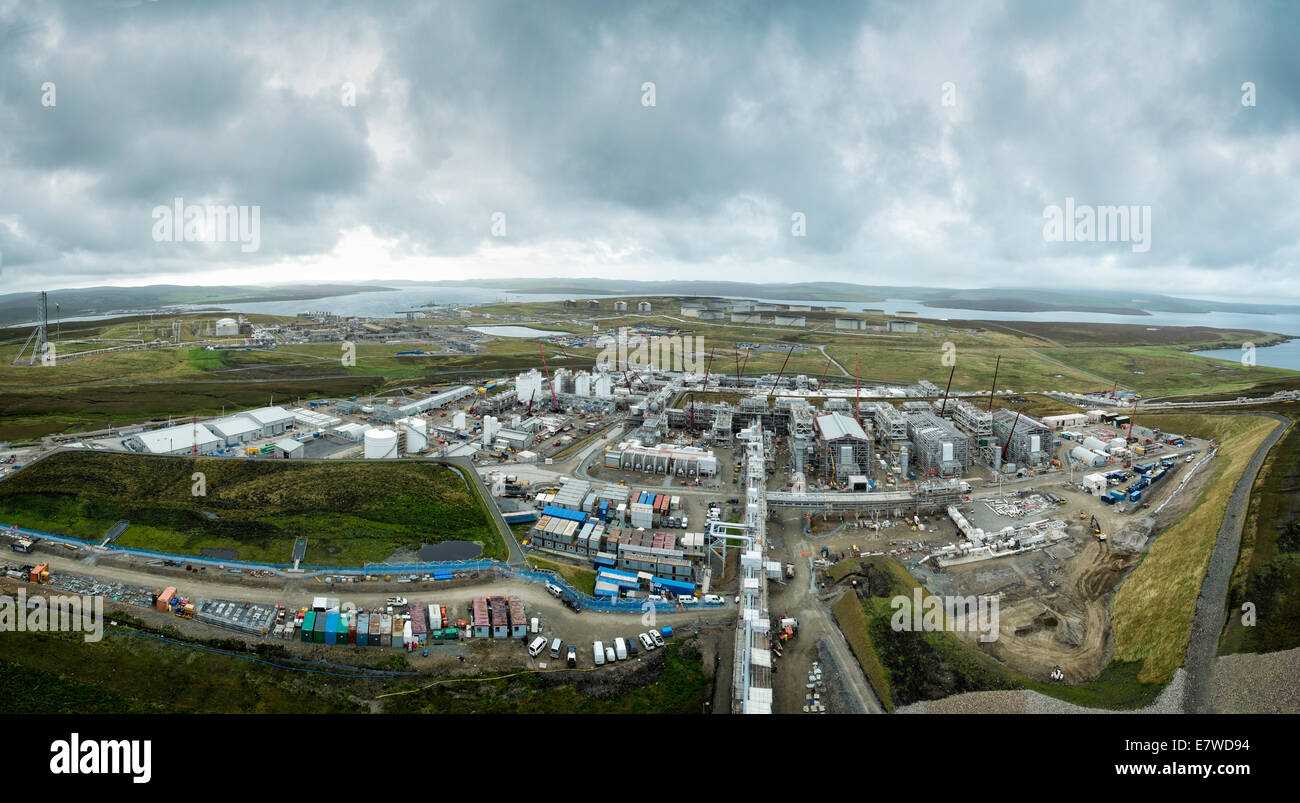 The construction of Shetland gas plant - Laggan Tormore  credit: LEE RAMSDEN / ALAMY Stock Photo