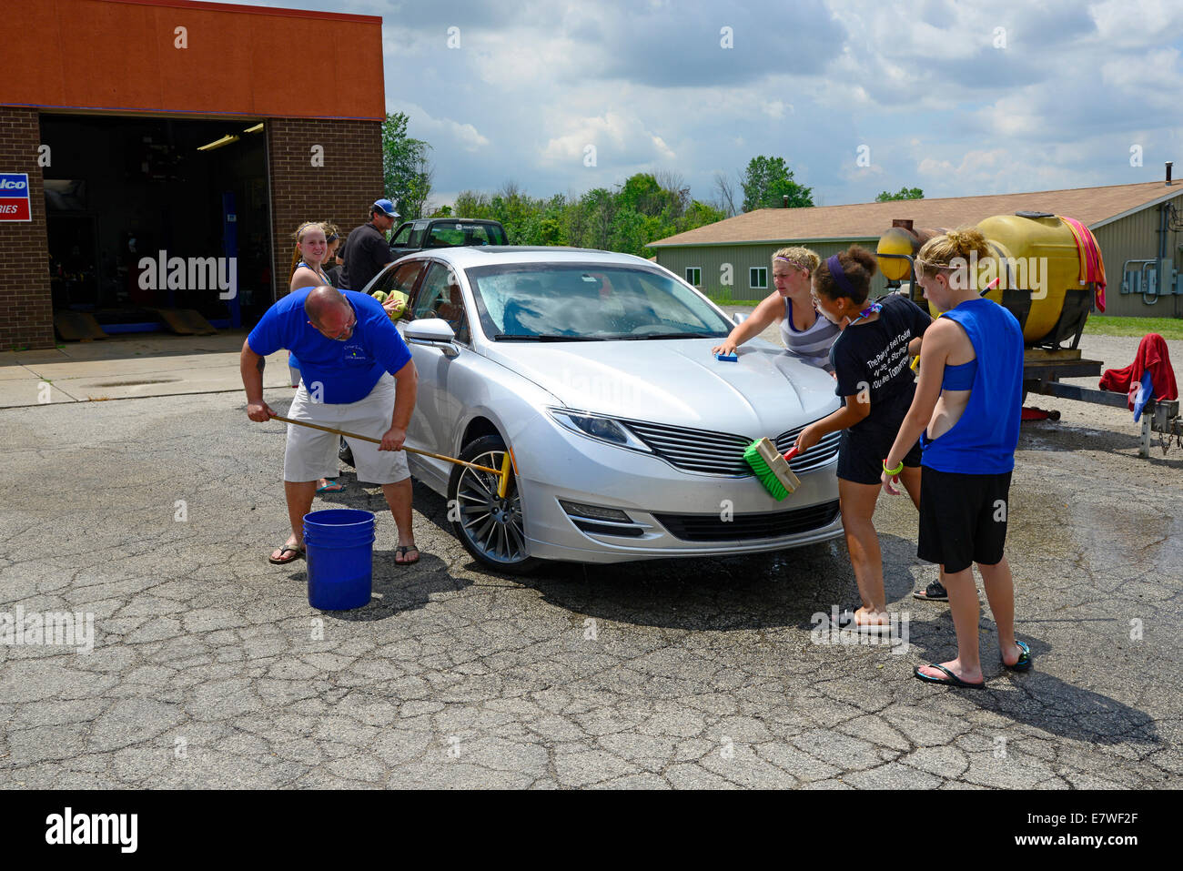Car wash school hires stock photography and images Alamy