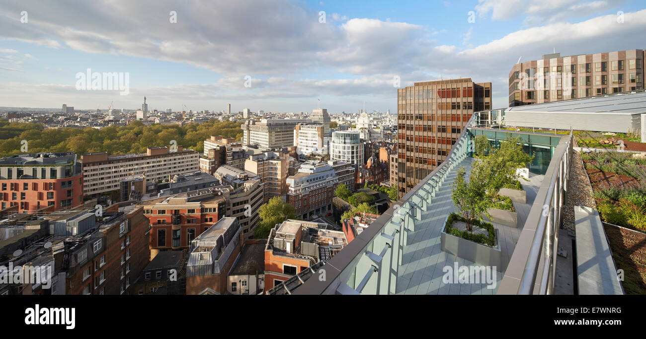 62 Buckingham Gate, London, United Kingdom. Architect: Pelli Clarke