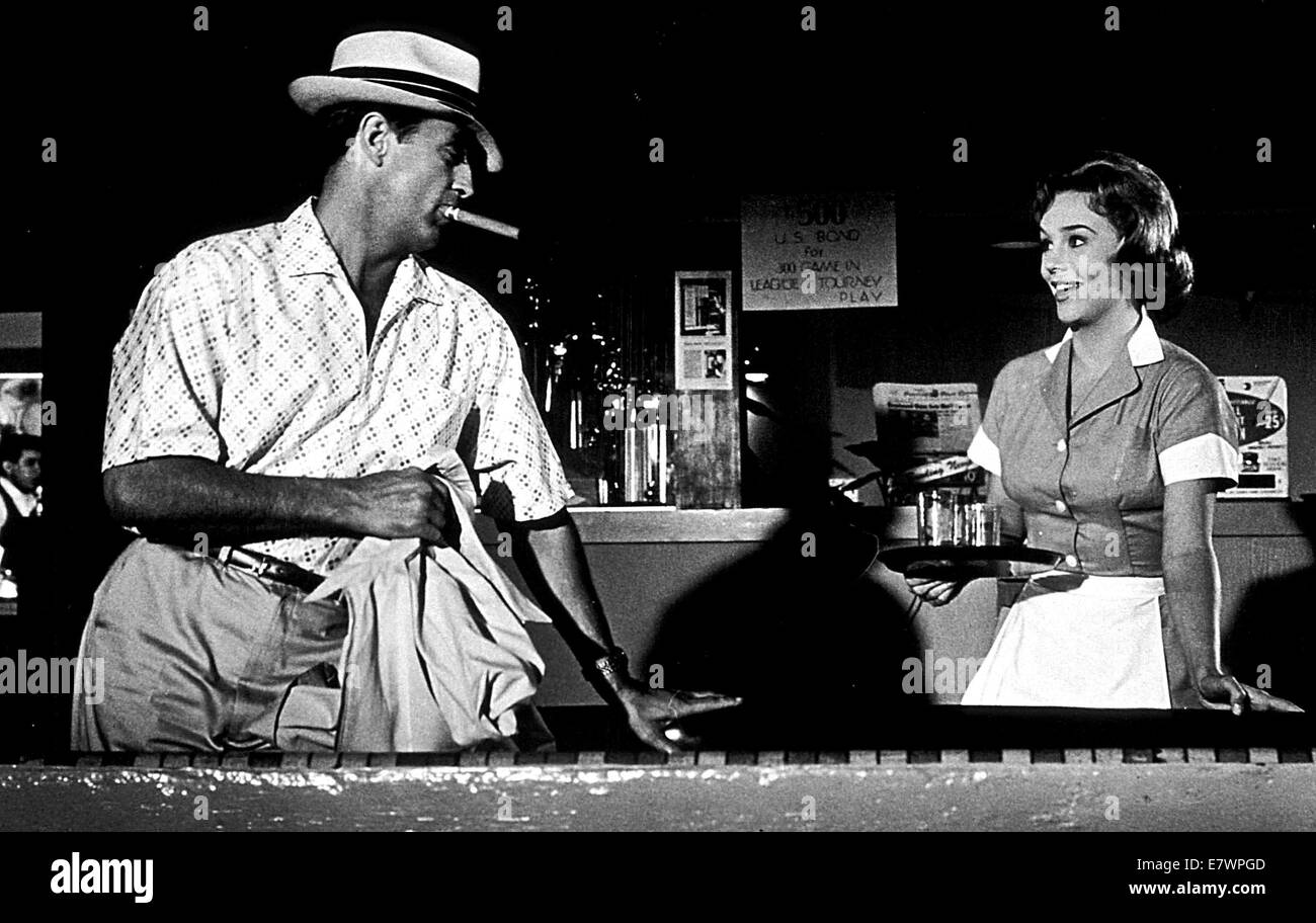 File. 20th Sep, 2014. Emmy-winning actress and singer POLLY BERGEN, who in a long career played the terrorized wife in the original Cape Fear and the first woman president in Kisses for My President, died Saturday, according to her publicist. She had battled emphysema and other ailments in the late 1990s, a result of 50 years of smoking. She was 84. Pictured - Jan. 1, 2011 - ''Cape Fear'' moviestill.Gregory Peck And Polly Bergen. © Globe Photos/ZUMAPRESS.com/Alamy Live News Stock Photo