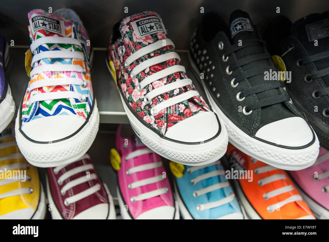 Converse all star hi-res stock photography and images - Alamy