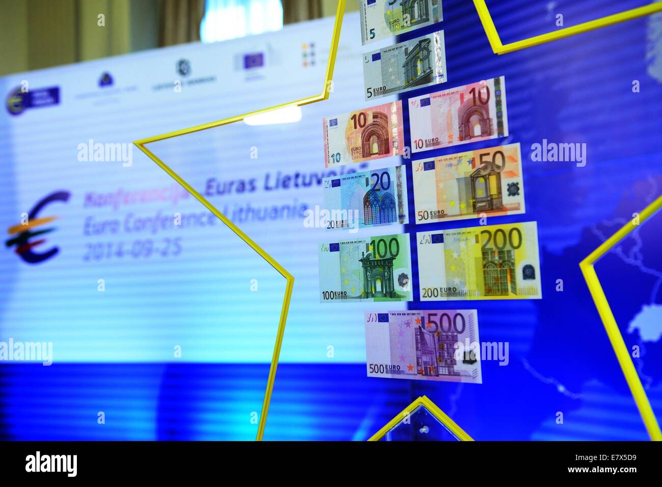 Vilnius. 25th Sep, 2014. Photo taken on Sept. 25, 2014, shows the 'Euro Star' in Vilnius, Lithuania. President of the European Central Bank (ECB) Mario Draghi handed over a Euro Star to chairman of Lithuania's Central Bank here on Thursday, a sign symbolizing Lithuania's membership in the euro area. Credit:  Alfredas Pliadis/Xinhua/Alamy Live News Stock Photo