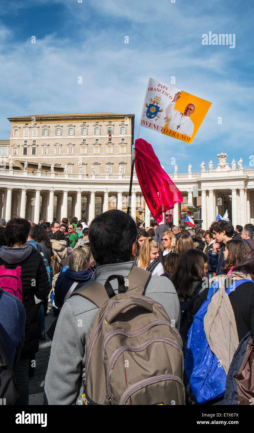 Pope francis rome hi-res stock photography and images - Alamy