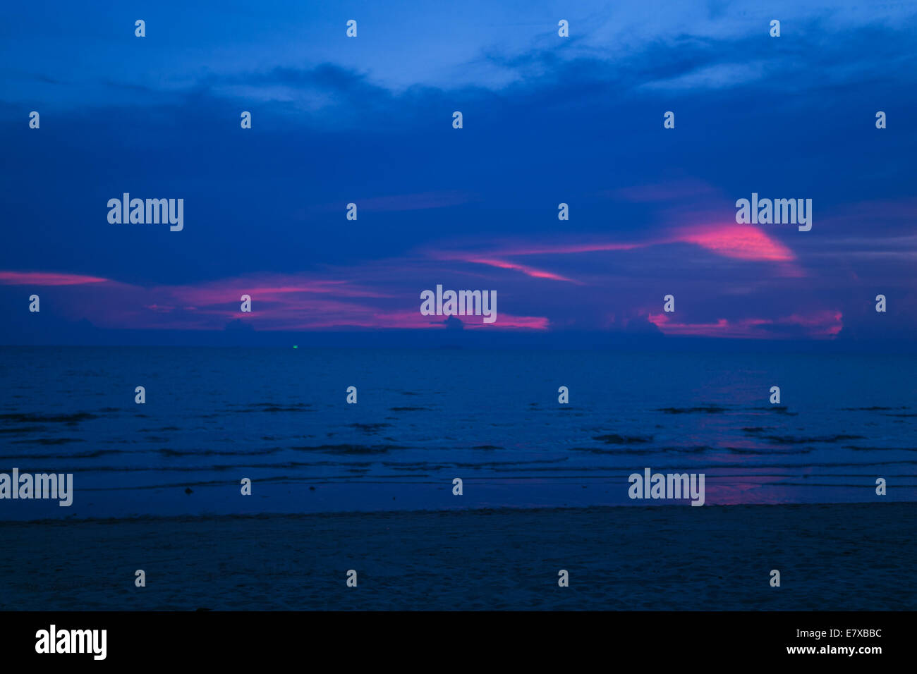 Amazing Deeply purple sunset. Sea and sky Stock Photo - Alamy