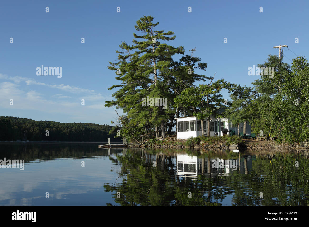 Island pond vermont hi-res stock photography and images
