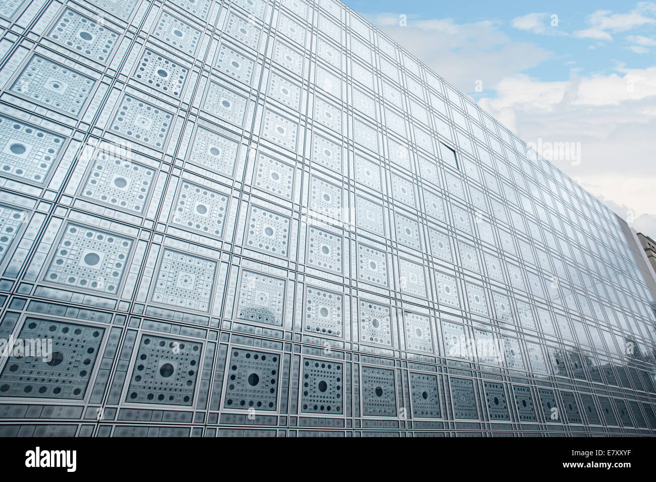 Arab World Institute in Paris (Institut du Monde Arabe) building by Jean Nouvel Stock Photo
