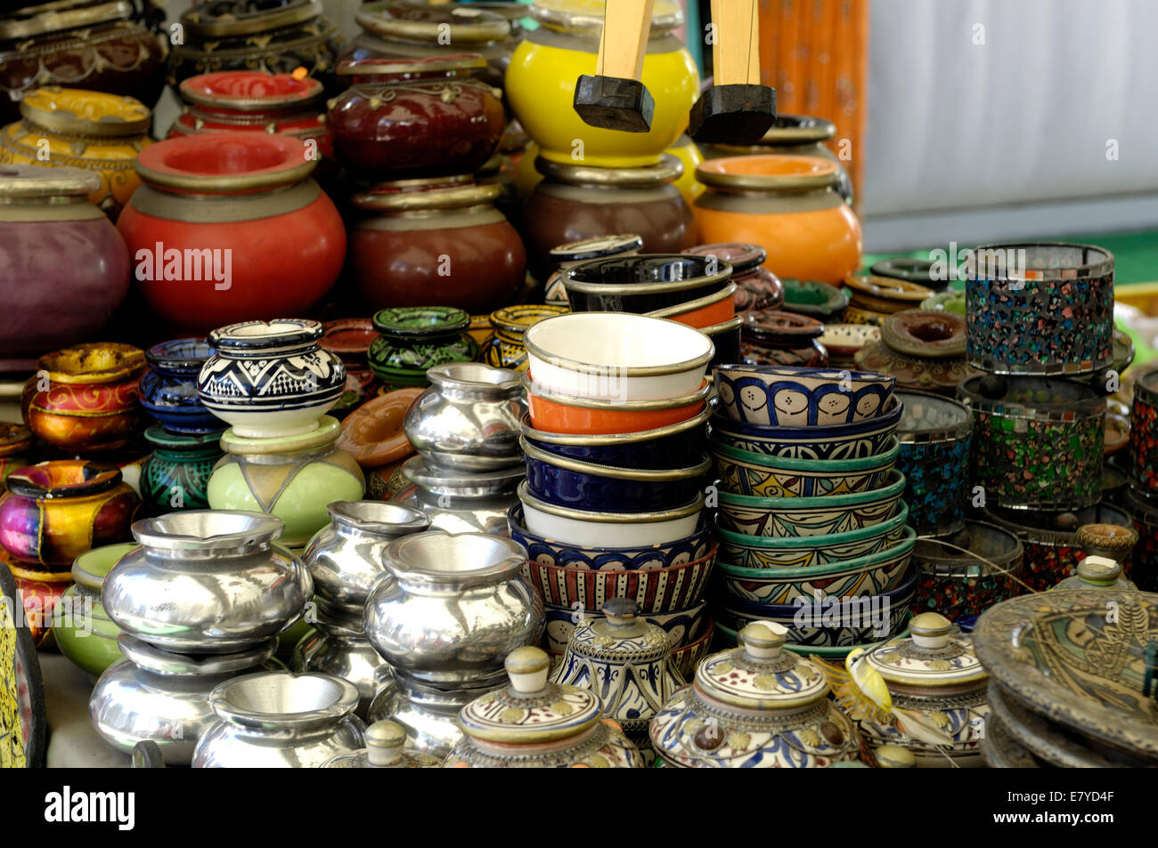 Craft sale hi-res stock photography and images - Alamy