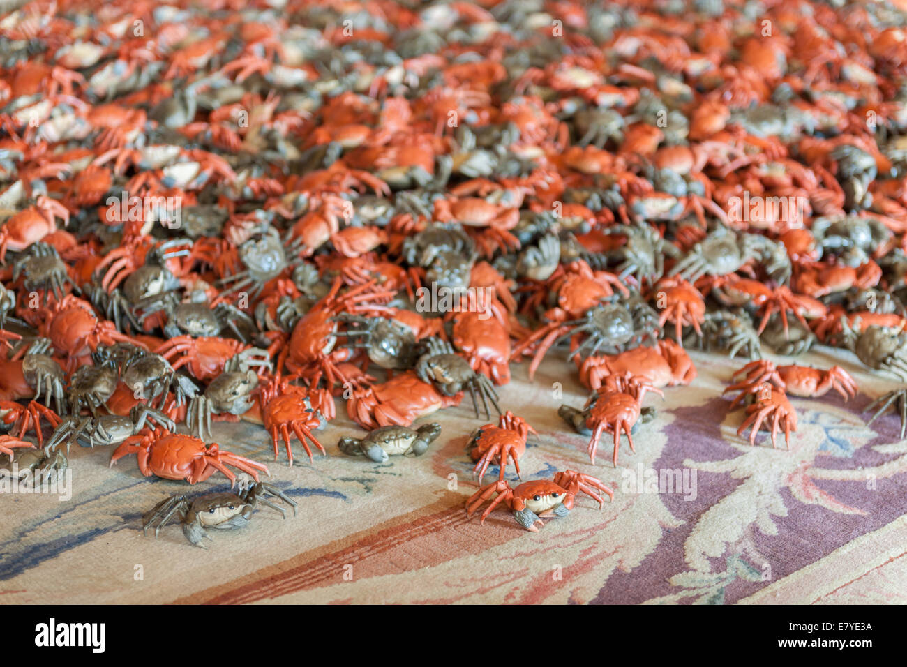 Woodstock, Oxfordshire, UK, Friday 26th September 2014 Preview of Ai Weiwei at Blenheim Palace, Blenheim Art Foundation's inaugural exhibition, opening to the public on 1st October 2014 He Xie porcelain crabs © Nikreates/Alamy Stock Photo