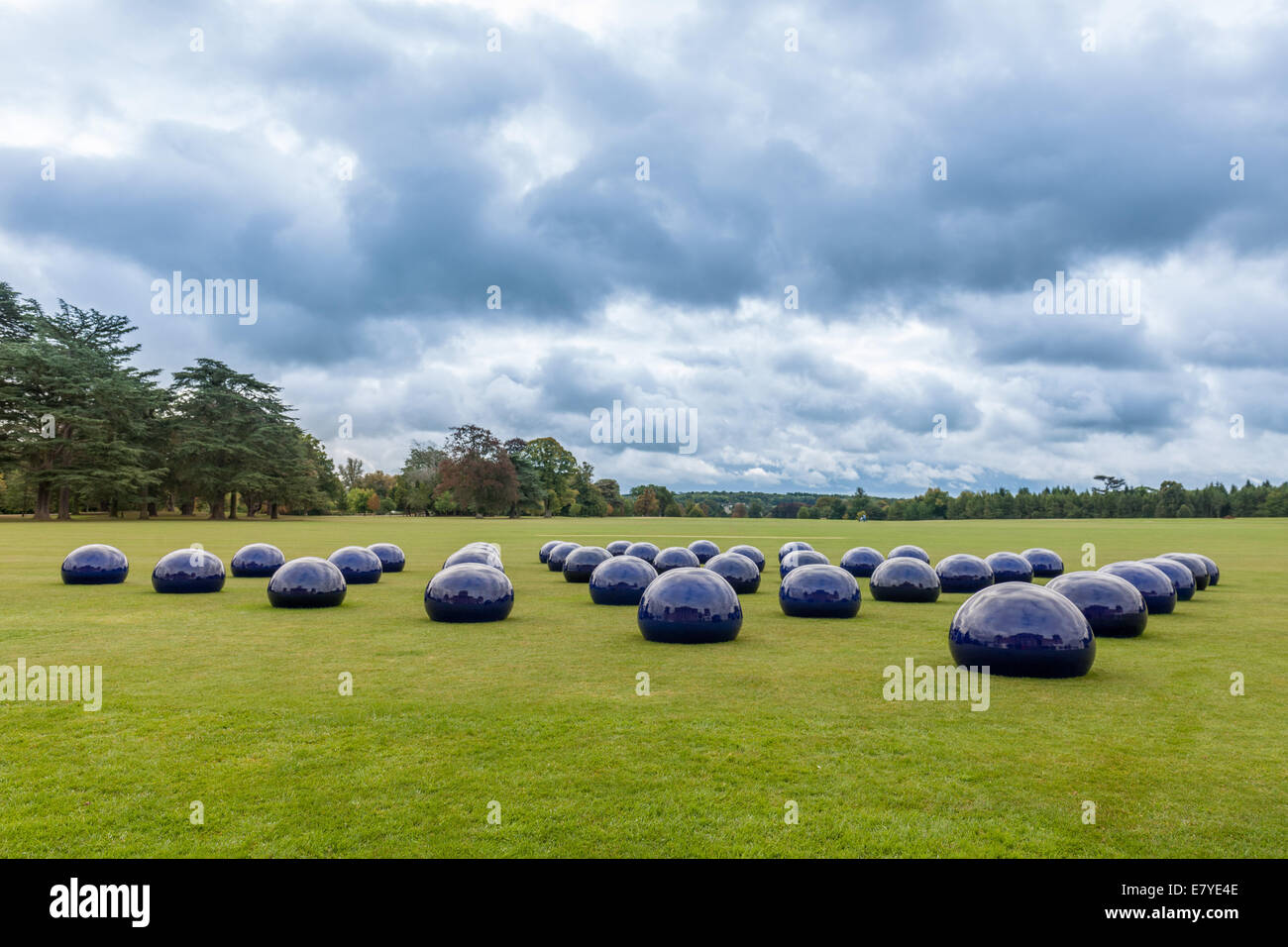 Woodstock, Oxfordshire, UK, Friday 26th September 2014 Preview of Ai Weiwei at Blenheim Palace, Blenheim Art Foundation's inaugural exhibition, opening to the public on 1st October 2014 Bubble in South Park  © Nikreates/Alamy Stock Photo