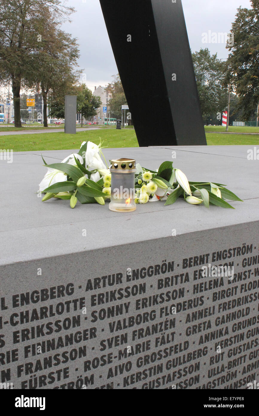Tallinn, Estonia. 26th Sep, 2014. First candles have been lit at Memorial to the Estonia statue in Tallinn for 20 year commemoration of the disaster. Ferryboat MS Estonia sank while on route from Tallinn, Estonia, to Stockholm, Sweden, during the night 28th September 1994. It was the Europe's worst ferry disaster costing 852 lives. Most of the victims were Swedish and Estonian. Credit:  Heini Kettunen/Alamy Live News Stock Photo
