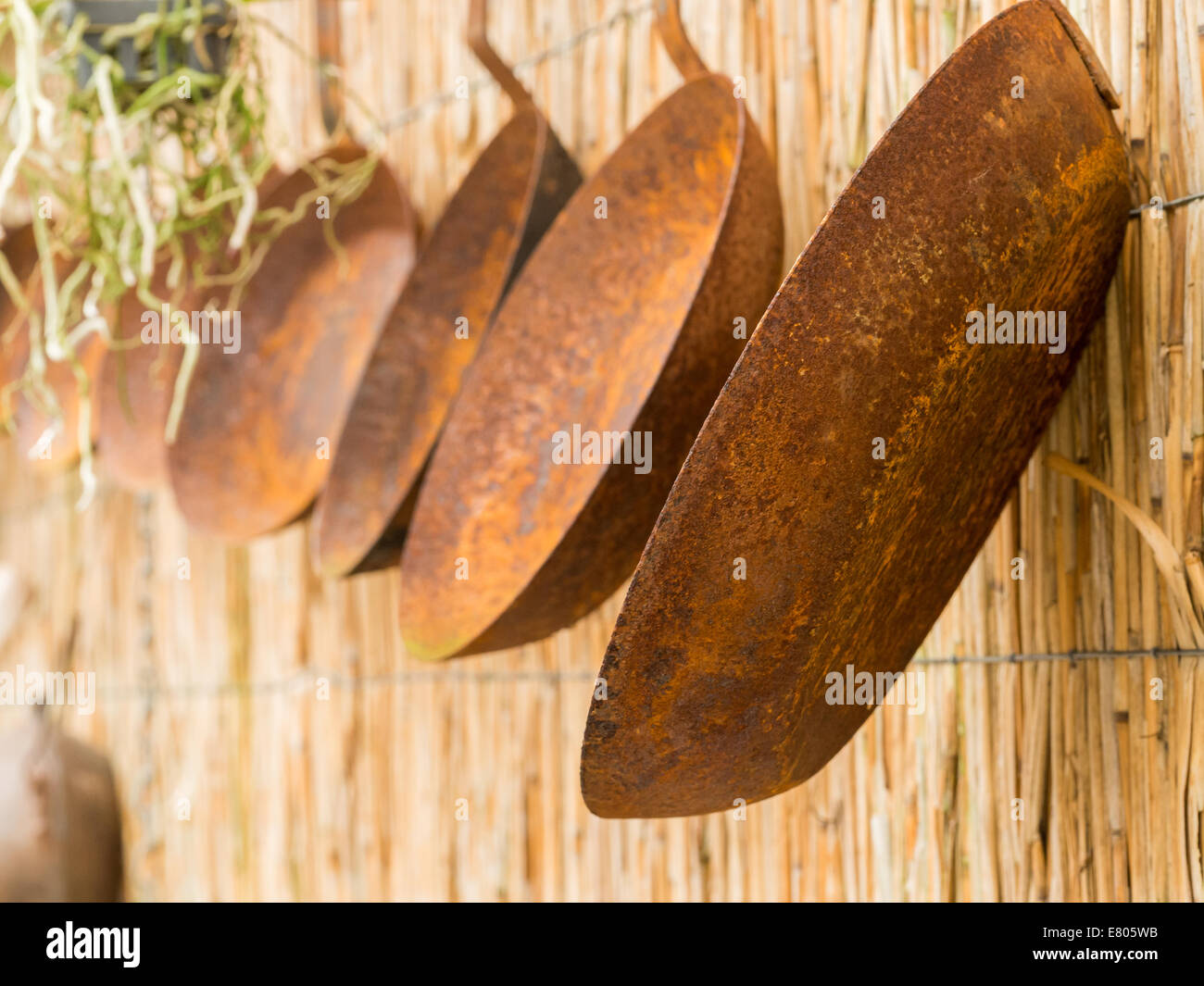Dirty pots pans hires stock photography and images Alamy