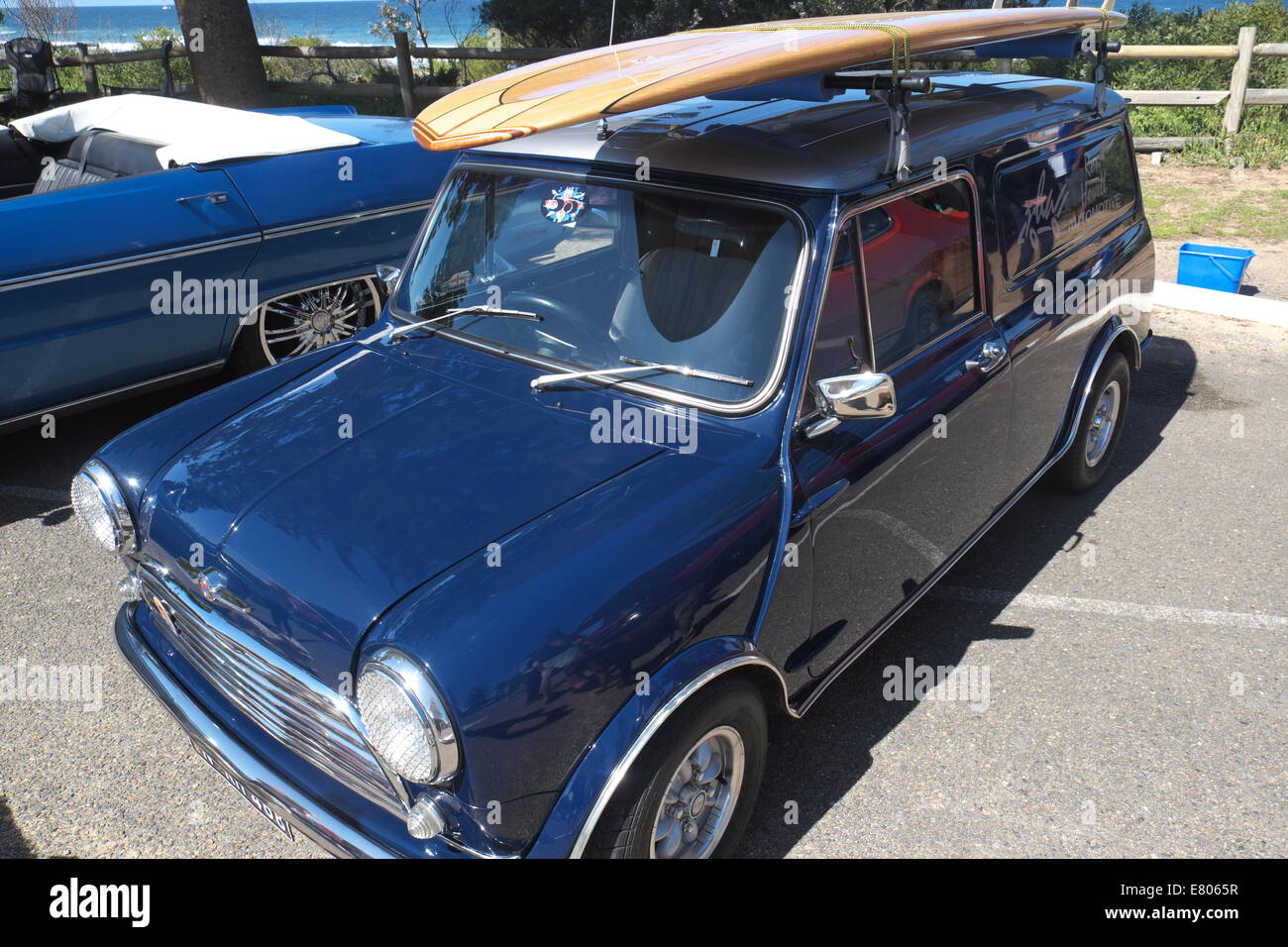 Newport Beach, Sydney, Australia. 27th Sep, 2014. Classic cars on display at Sydney's Newport Beach. Here a Mini Countryman estate complete with surfboard. Credit:  martin berry/Alamy Live News Stock Photo