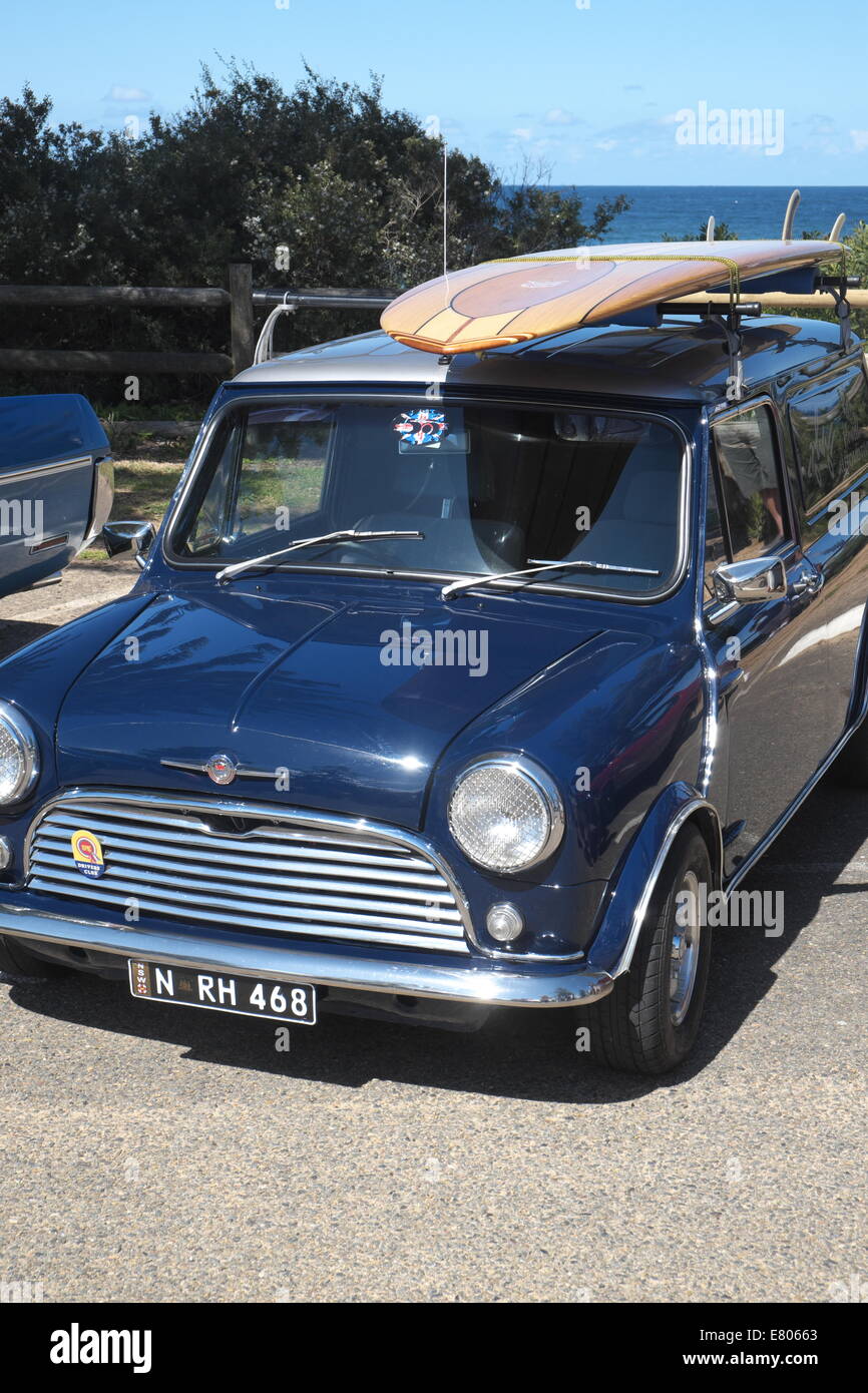 Newport Beach, Sydney, Australia. 27th Sep, 2014. Classic cars on display at Sydney's Newport Beach. Here a Mini Countryman estate complete with surfboard. Credit:  martin berry/Alamy Live News Stock Photo