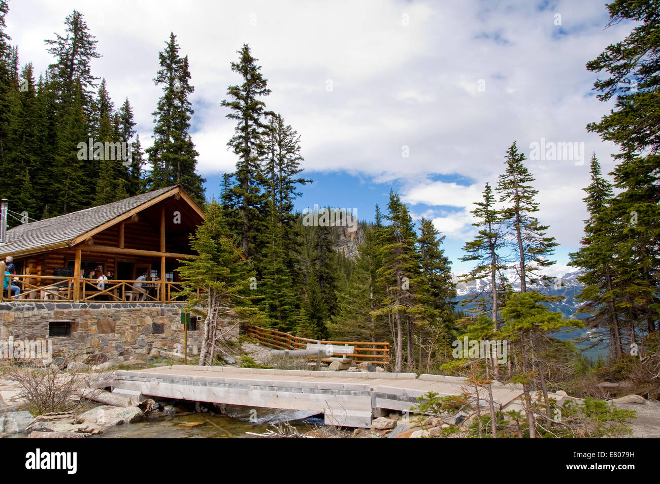 Tea House, Lake Agnes, Lake Louise, Banff National Park, Alberta, Canada Stock Photo