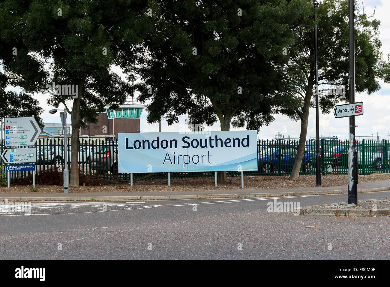 Southend on Sea, Essex,  UK, 27th September 2014: Southend airport main sign.  0 People. Police were called at 10.40am by staff after they found the “unidentified” bag on a roundabout near to the airport approach road. Credit:  darren Attersley/Alamy Live News Stock Photo