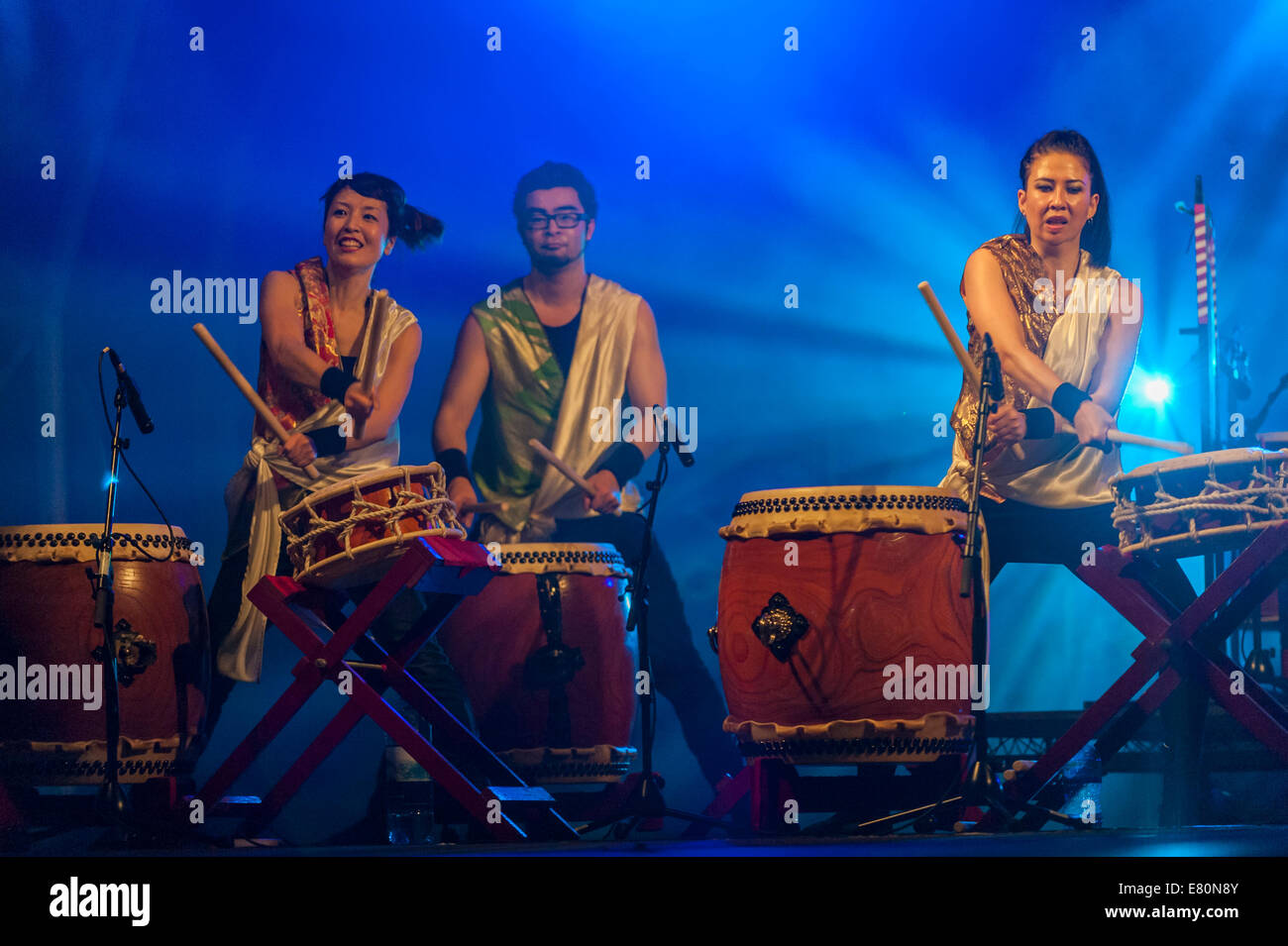 London, UK, 27 September 2014. The sixth Japan Matsuri takes place in Trafalgar Square in front of an audience of thousands of Londoners.  The  annual festival showcases many aspects of Japanese culture.  Pictured: Joji Hirota London Taiko Drummers perform the Grand Finale.  Credit:  Stephen Chung/Alamy Live News Stock Photo