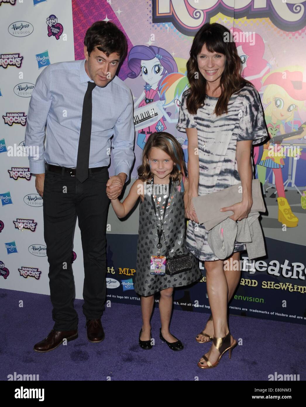 Los Angeles, CA, USA. 27th Sep, 2014. Mark Duplass, Katie Aselton, Daughter at arrivals for My Little Pony Equestria Girls Premiere Premiere, TCL Chinese 6 Theatres (formerly Grauman's), Los Angeles, CA September 27, 2014. Credit:  Dee Cercone/Everett Collection/Alamy Live News Stock Photo