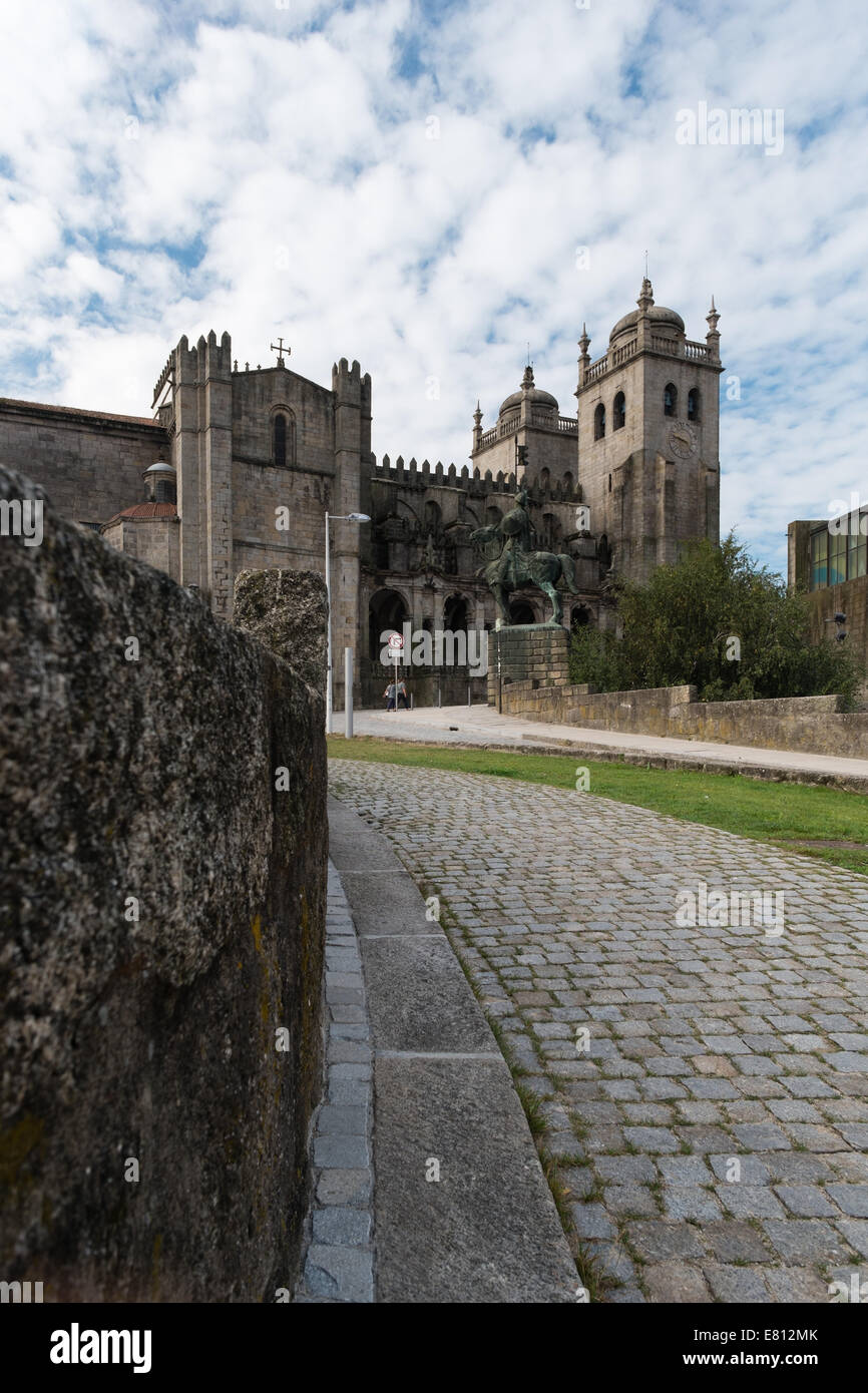 Path leading up to the cathedral, Opoto, Portugal Stock Photo