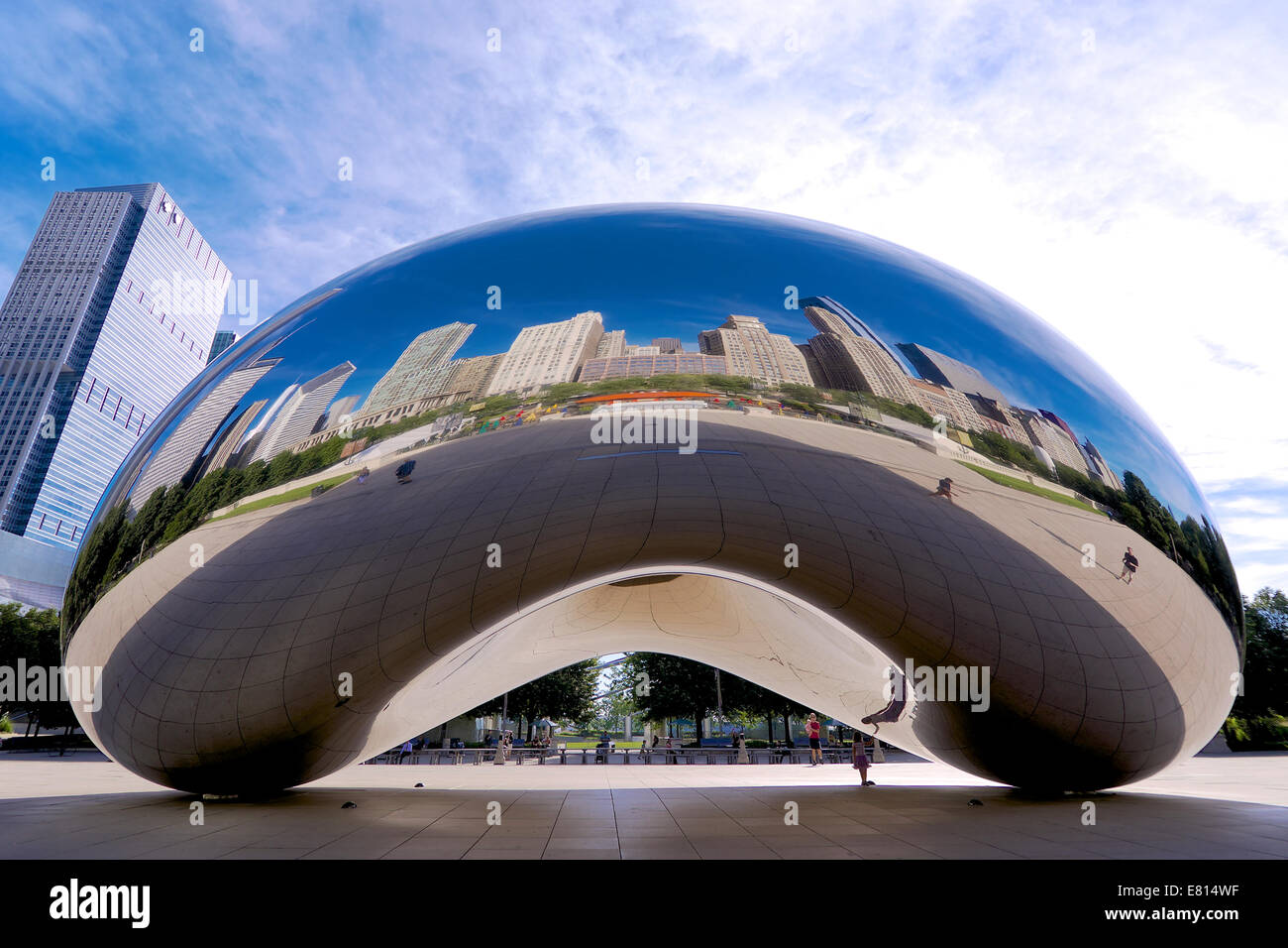 The Bean Sculpture In Downtown Chicago Il E814WF 