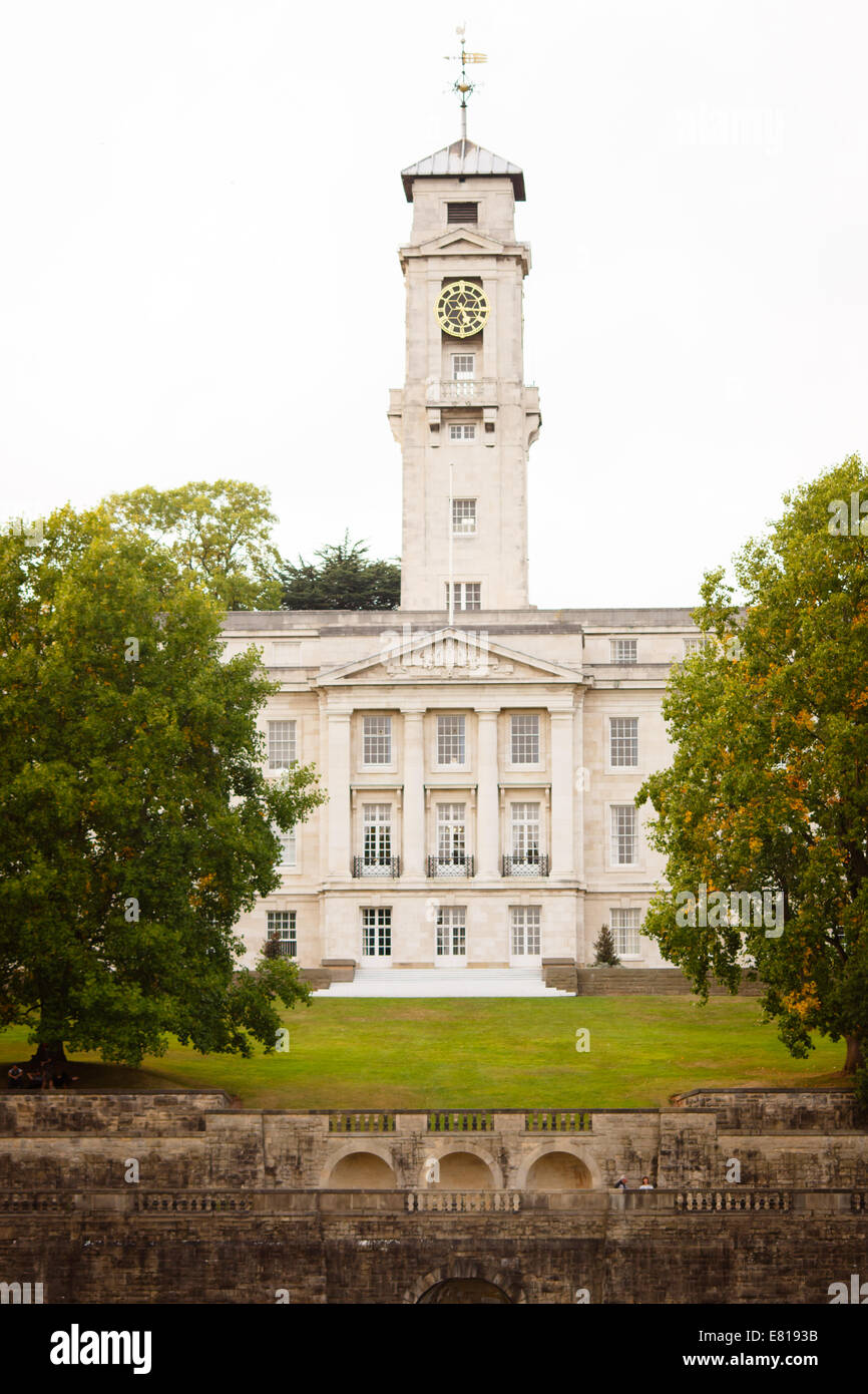 Nottingham University Campus, Portland Building taken from Highfields Park at Dusk Stock Photo