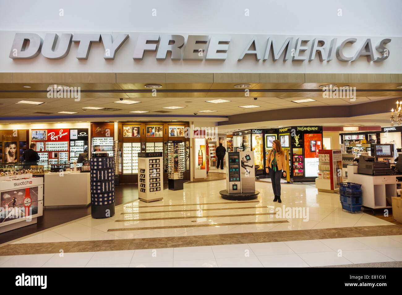 Los Angeles California,International Airport,LAX,gate,terminal,DFS,Duty Free,shopping  shopper shoppers shop shops market markets marketplace buying se Stock  Photo - Alamy