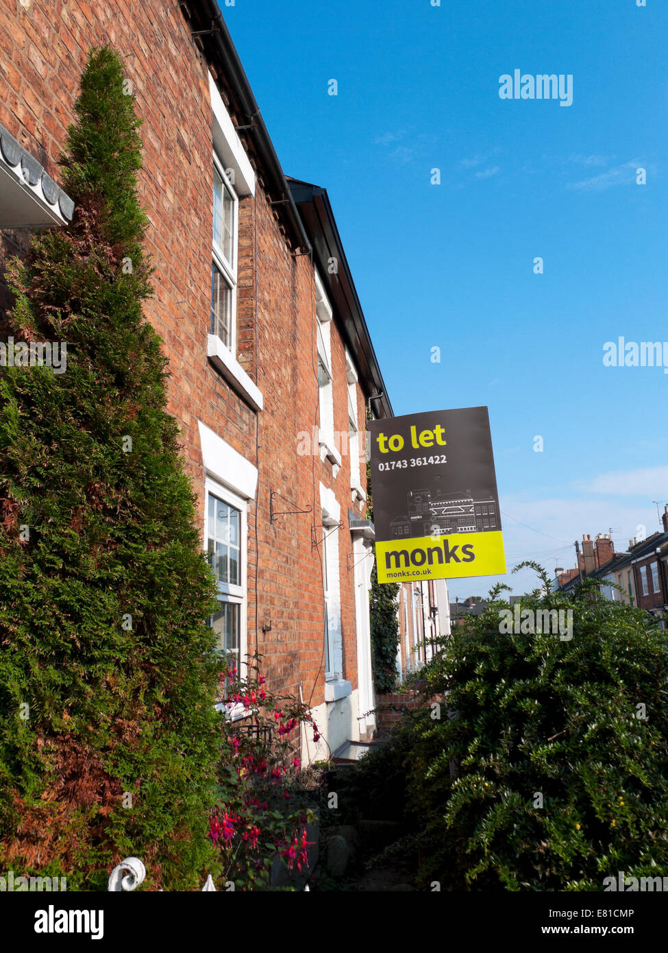 Estate Agent Monks 'To Let' sign on a house in Shrewsbury England, UK  KATHY DEWITT Stock Photo