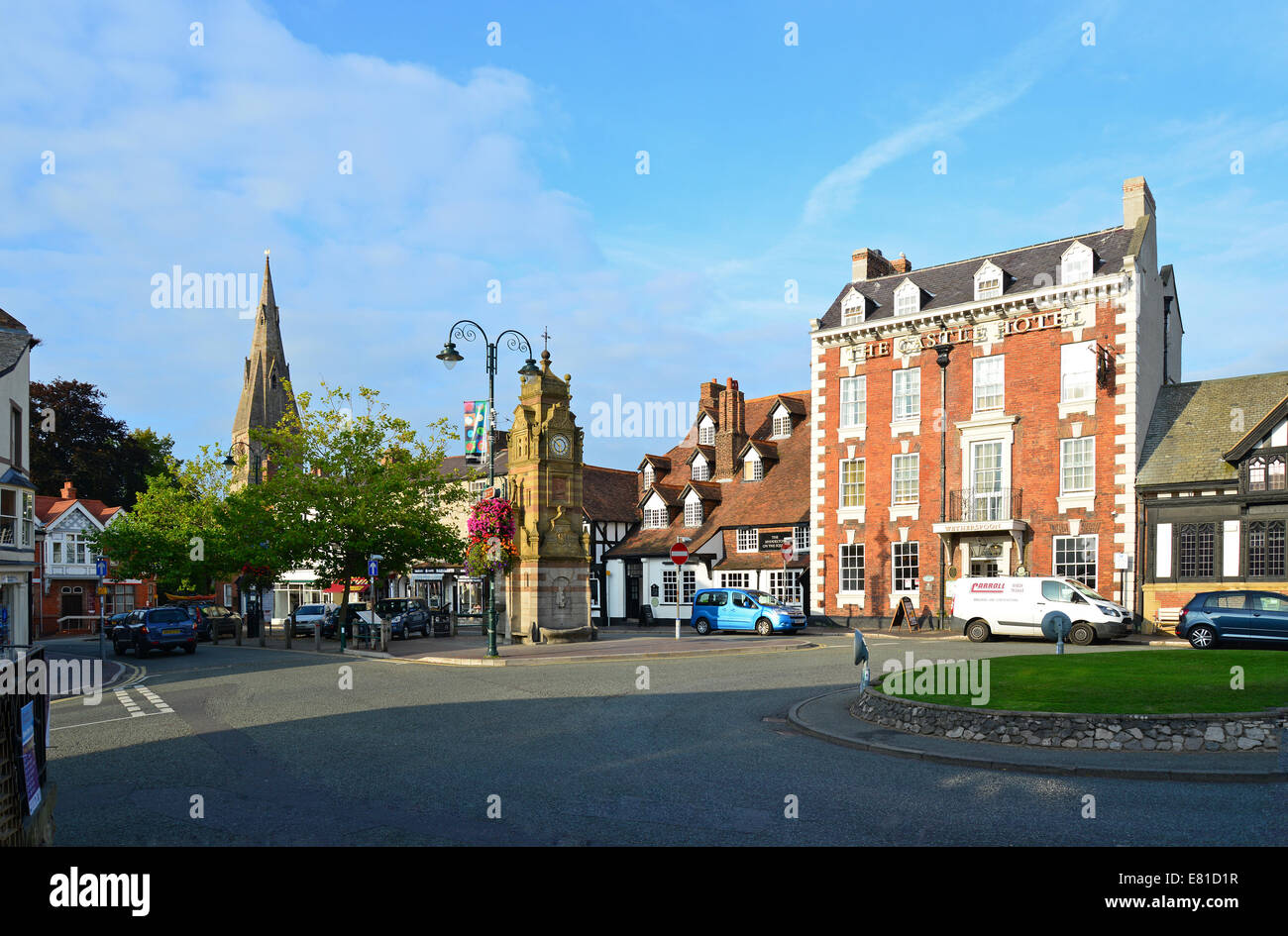 St Peter's Square, Ruthin (Rhuthun), Denbighshire (Sir Ddinbych), Wales, United Kingdom Stock Photo