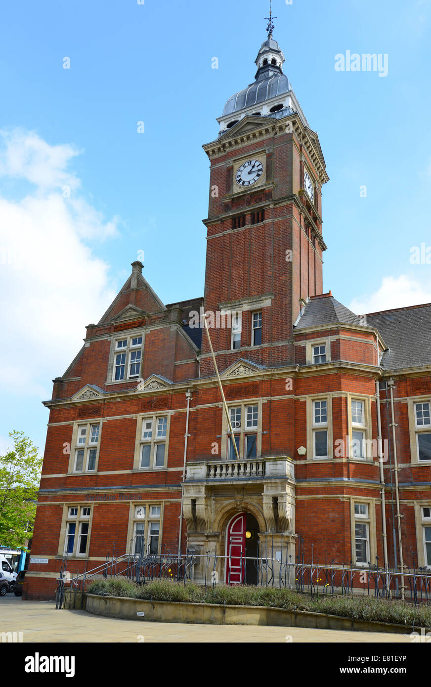 Old Town Hall, Regent Circus, Swindon, Wiltshire, England, United
