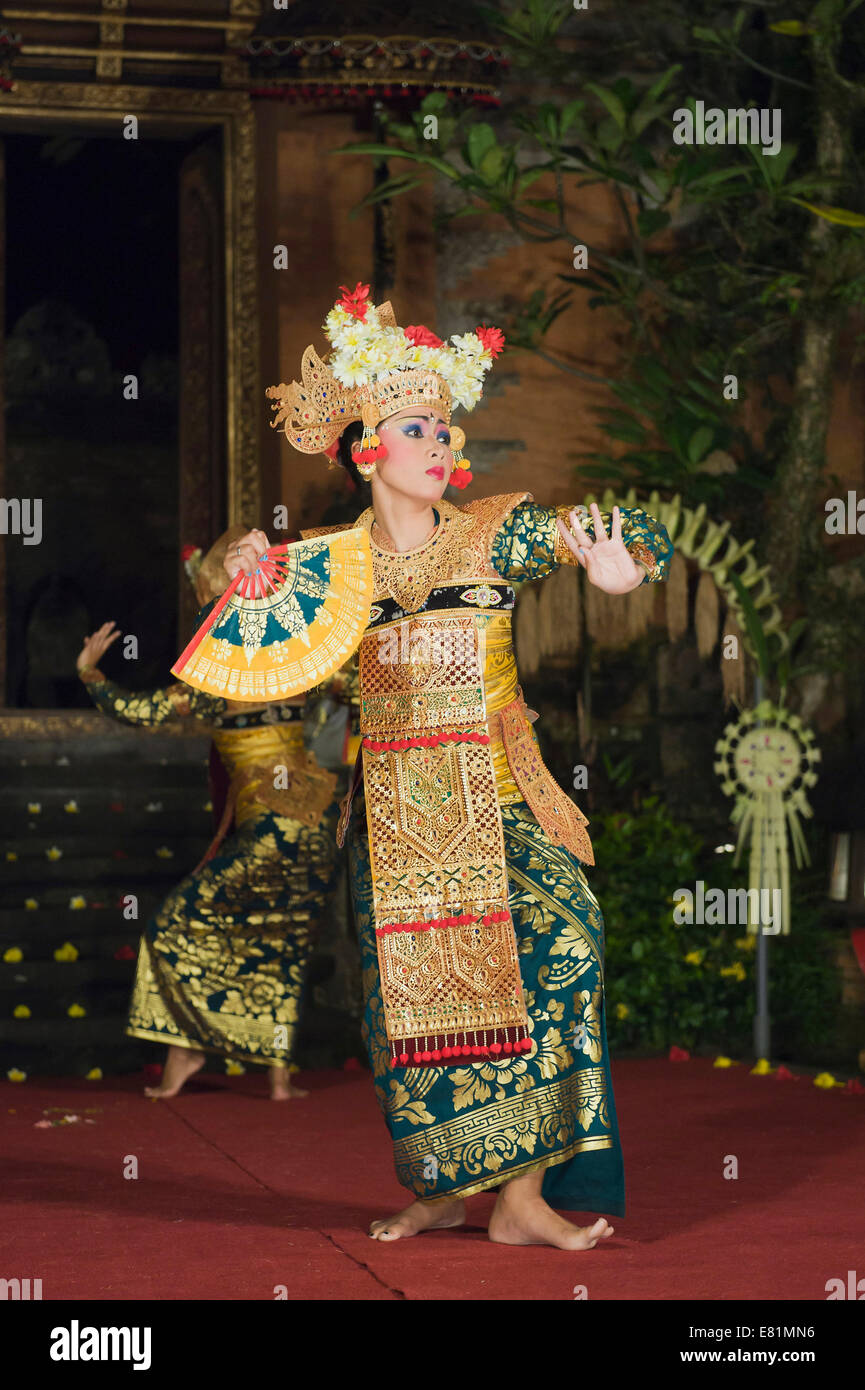 Legong dance at Puri Saren Palace, Ubud, Bali, Indonesia Stock Photo