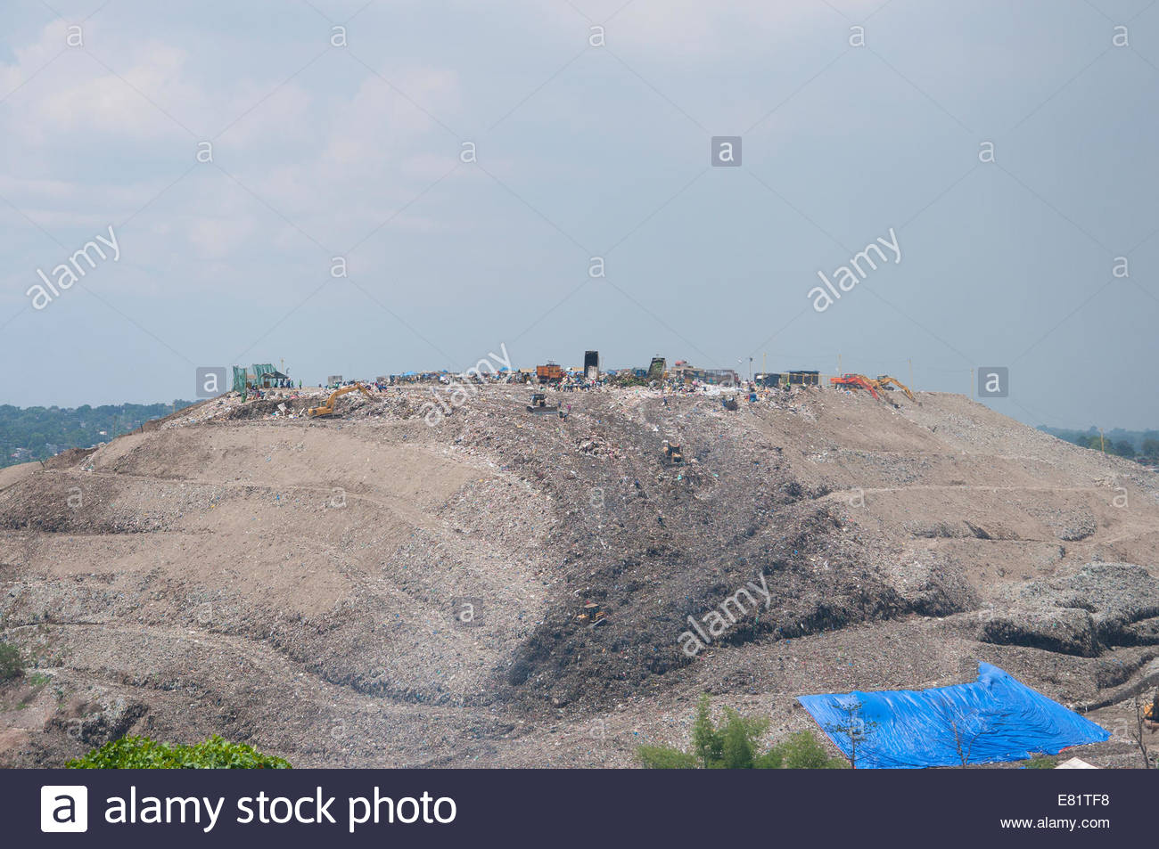 Philippines Landfill Stock Photos & Philippines Landfill Stock Images Alamy