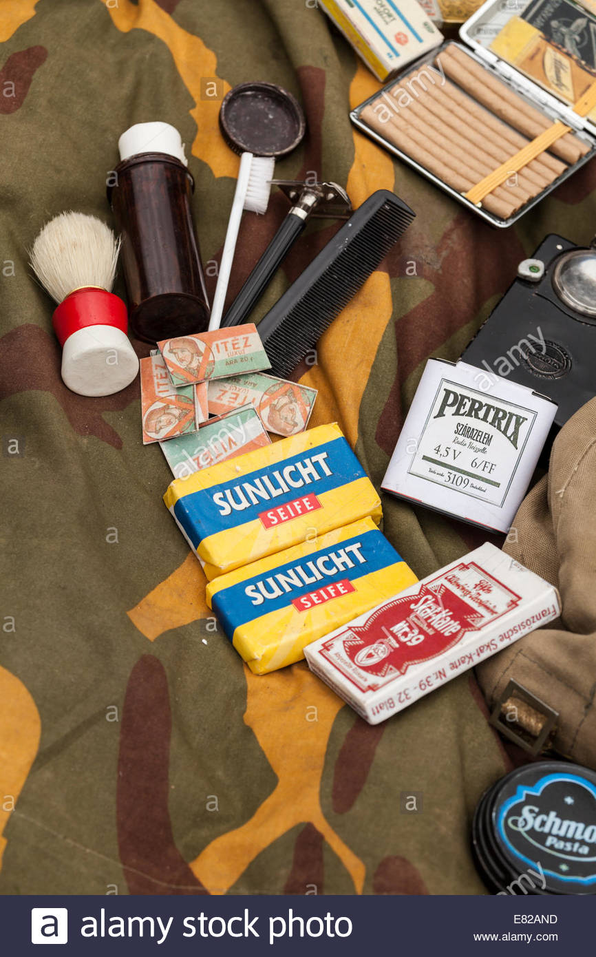 Shaving Kit Stock Photos & Shaving Kit Stock Images Alamy