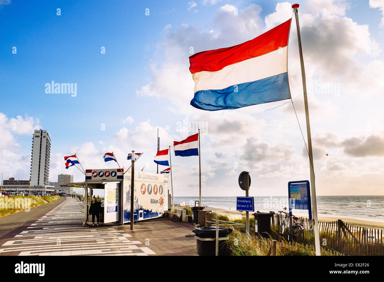 Trailer selling fresh fish and chips on the coast ,Zandvoort, Netherlands Stock Photo