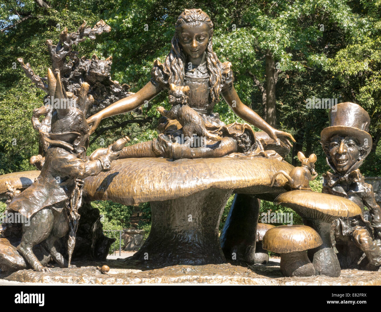 Alice in Wonderland Sculpture, Central Park, NYC Stock Photo Alamy