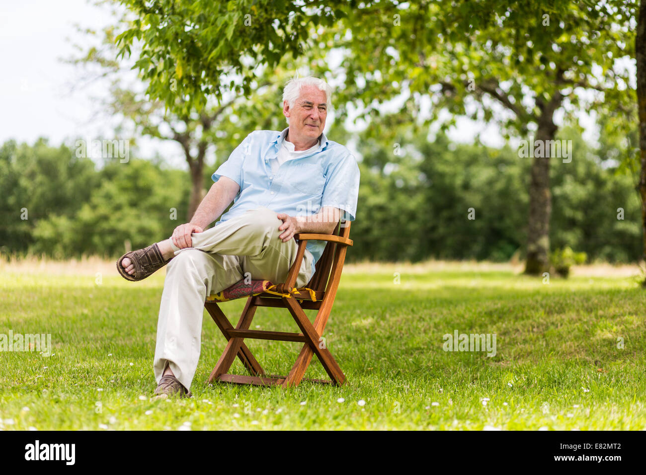 80 year old man garden hi-res stock photography and images - Alamy