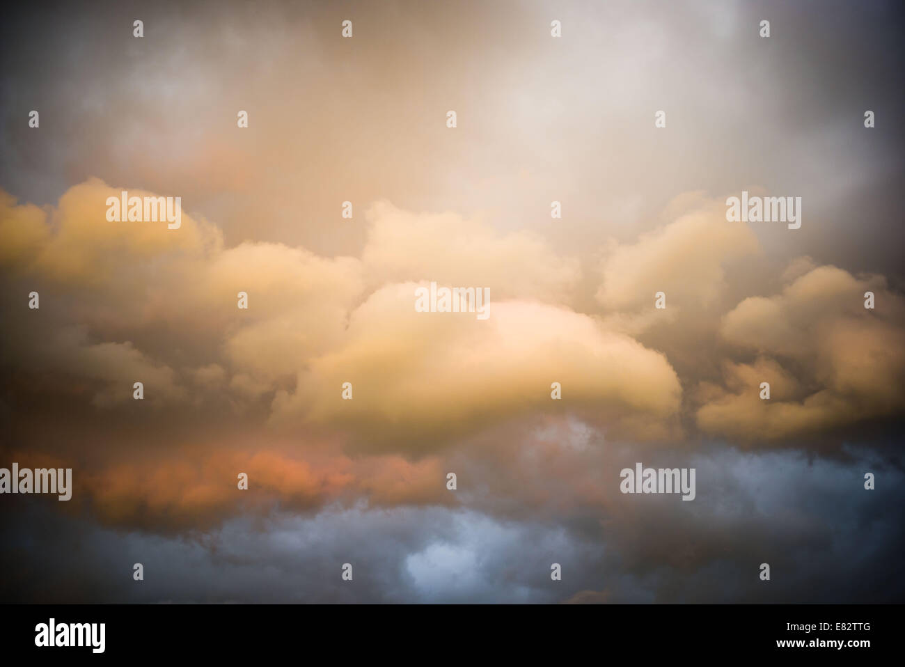 Cloud sky cloudy hi-res stock photography and images - Alamy