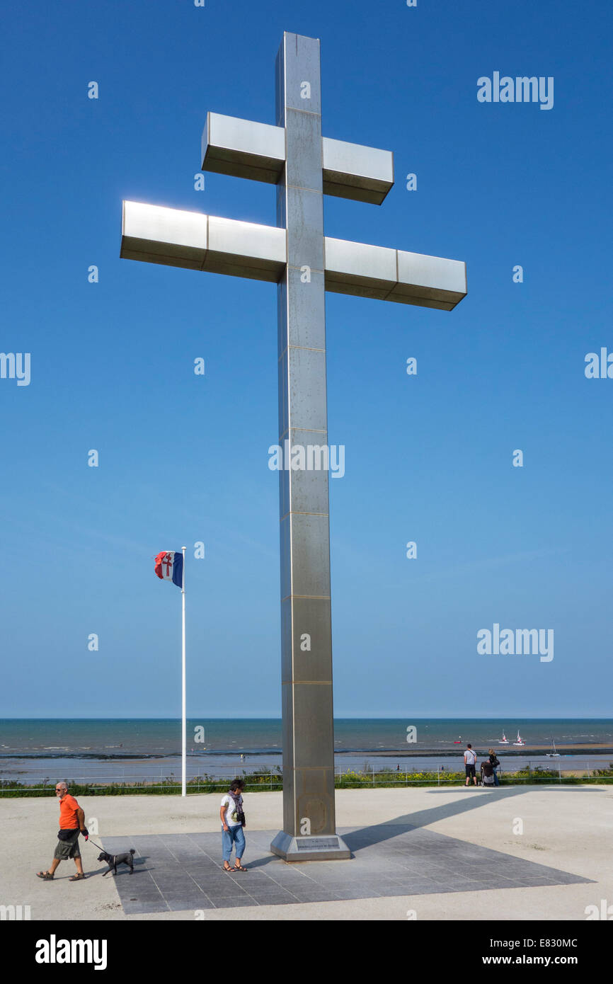 Croix de Lorraine cross at Juno Beach, commemorates return of General de Gaulle in France, Courseulles-sur-Mer, Normandy, France Stock Photo