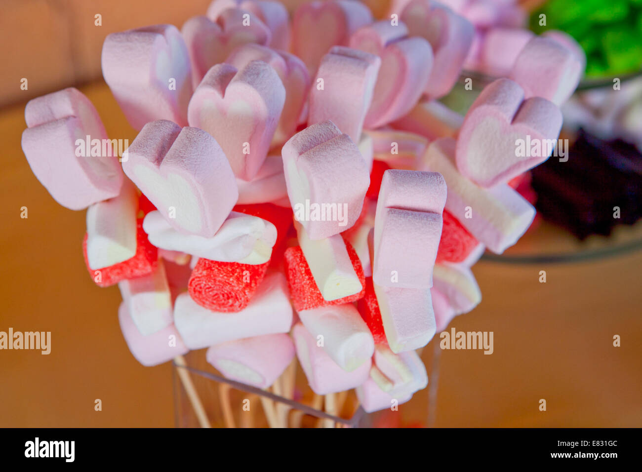 Heart shaped Marshmallows sticks. Wedding cake pops Stock Photo Alamy