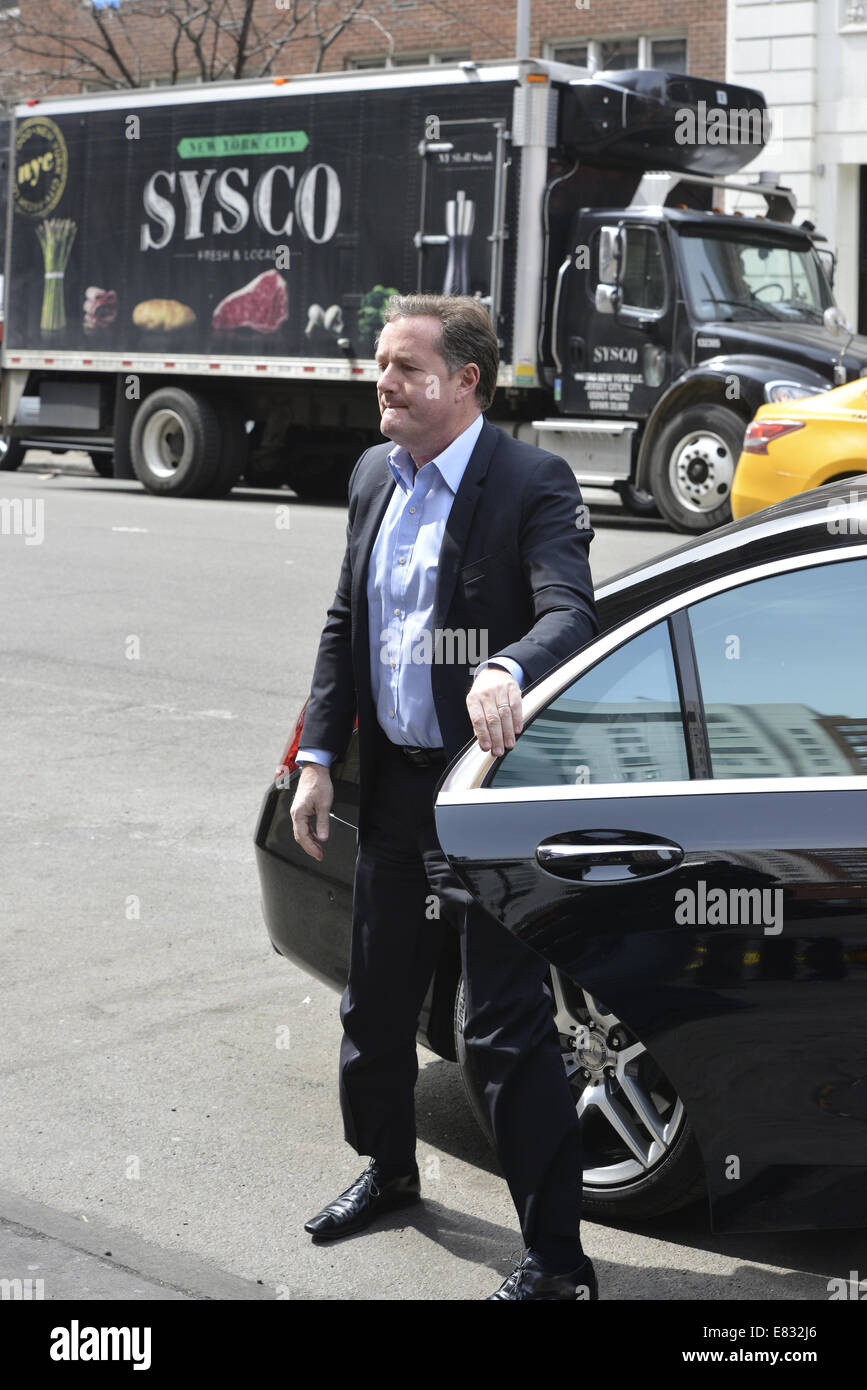 Celebrity Apprentice season 14 cast at Pie Face Set 2 Featuring Piers Where Manhattan