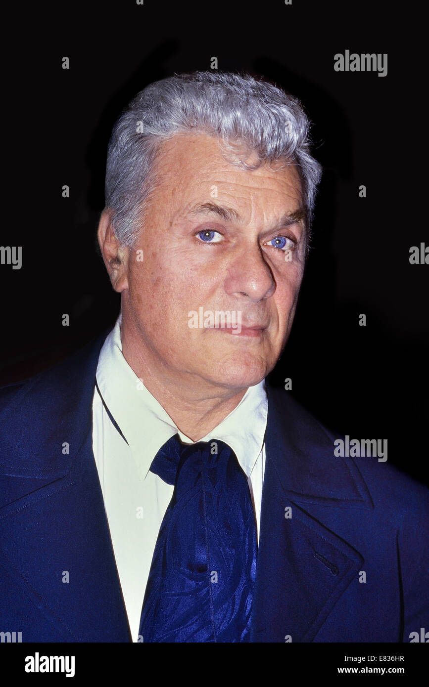 Tony Curtis Circa 1980 s Stock Photo Alamy