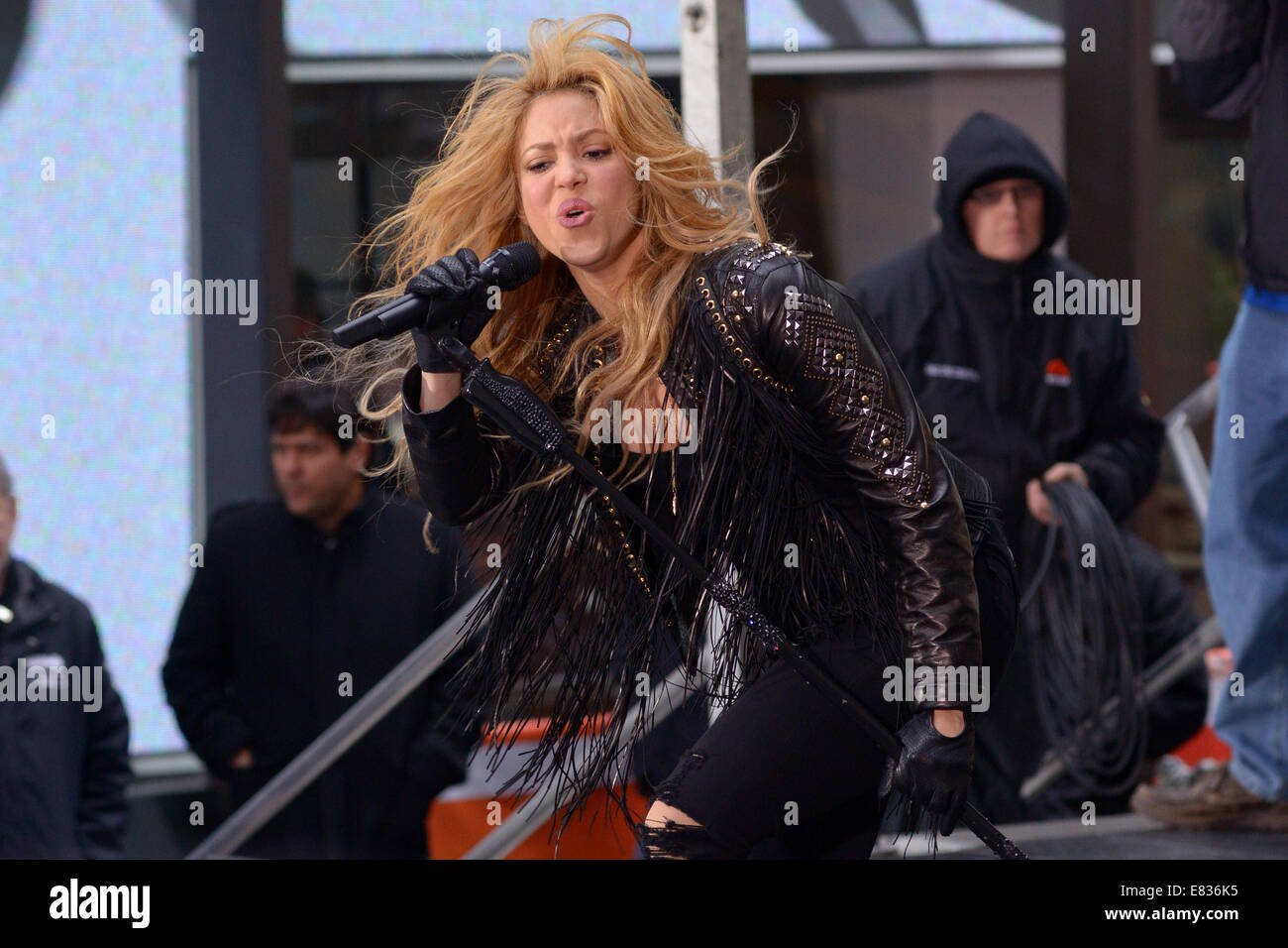 Shakira Performing LIVE at the "Today" Show at Rockefeller Plaza