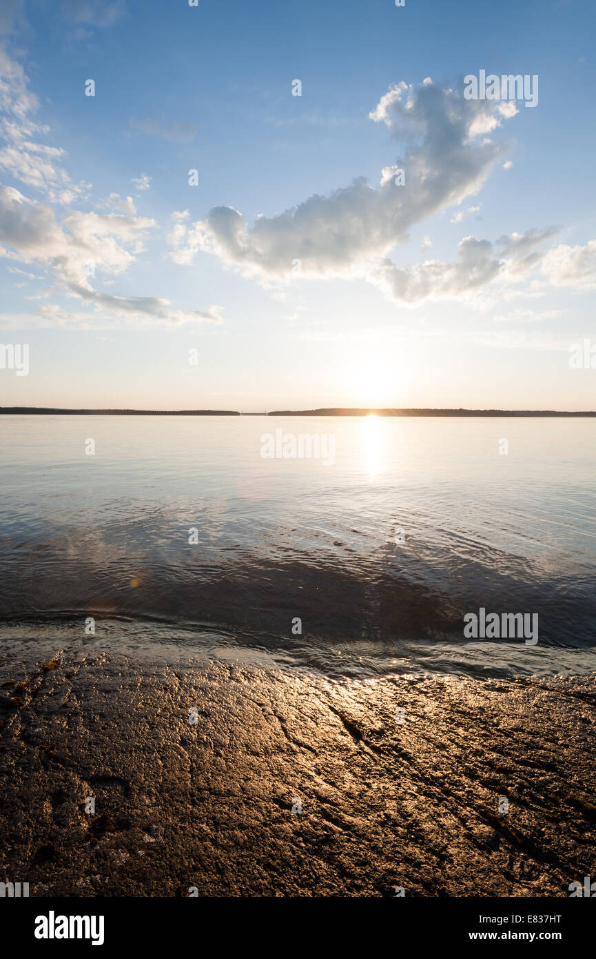 Summer at the lake hi-res stock photography and images - Alamy