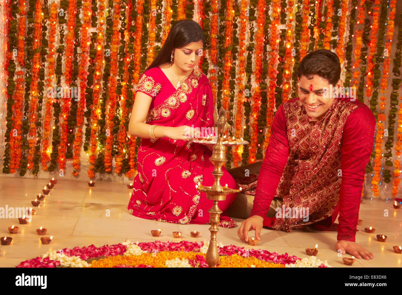 indian Diwali Festival diya worship Stock Photo - Alamy