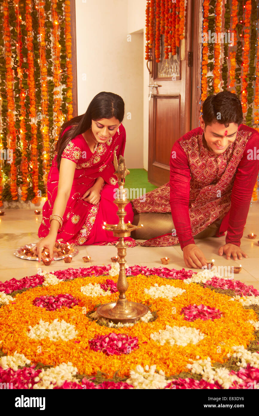 indian Diwali Festival diya worship Stock Photo - Alamy