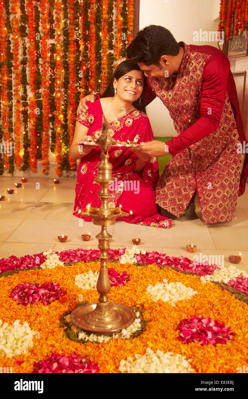 indian Diwali Festival diya worship Stock Photo - Alamy