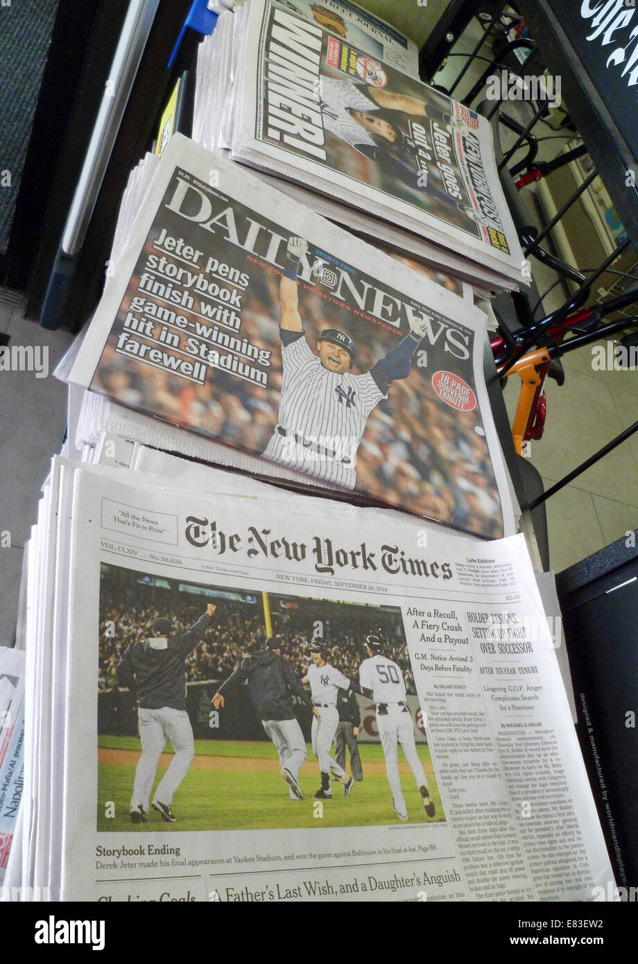 Headlines of New York newspapers on Friday, September 26, 2014 report on NY Yankee Derek Jeter's final game Stock Photo