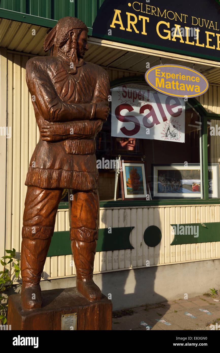 Native indian wood carved statue at art gallery in Mattawa Ontario Stock Photo