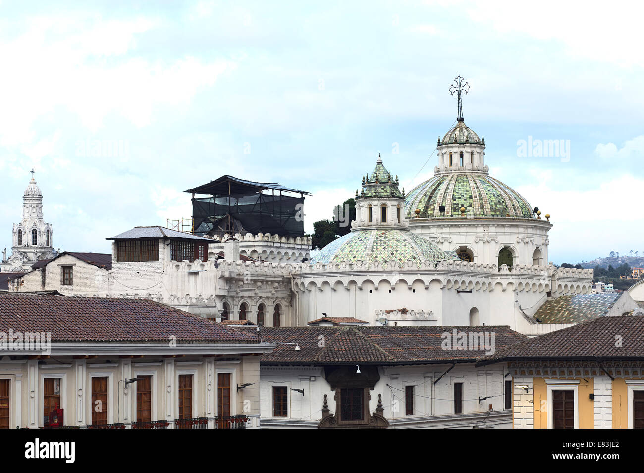 The domes of the Iglesia de la Compania de Jesus (Church of the Society of Jesus) in the city center in Quito, Ecuador Stock Photo