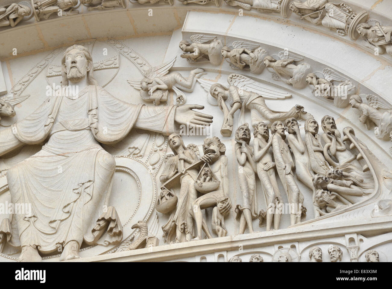 st marie madeleine cathedral in vezelay, france Stock Photo Alamy