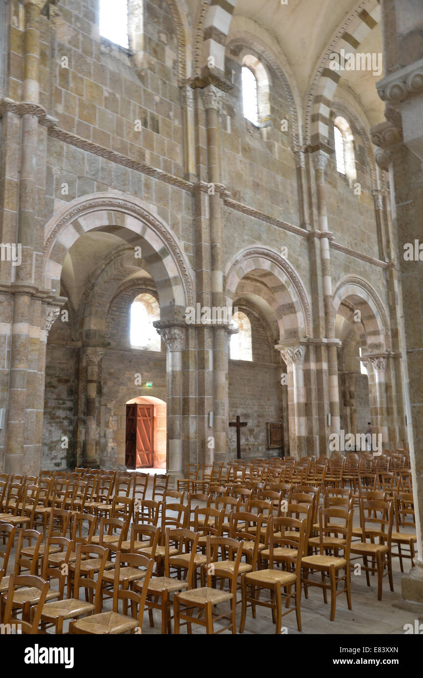 st marie madeleine cathedral in vezelay, france Stock Photo Alamy