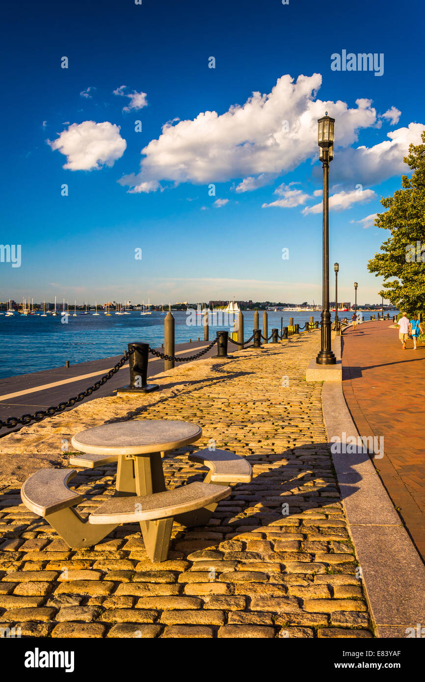 Fort point channel park hi-res stock photography and images - Alamy